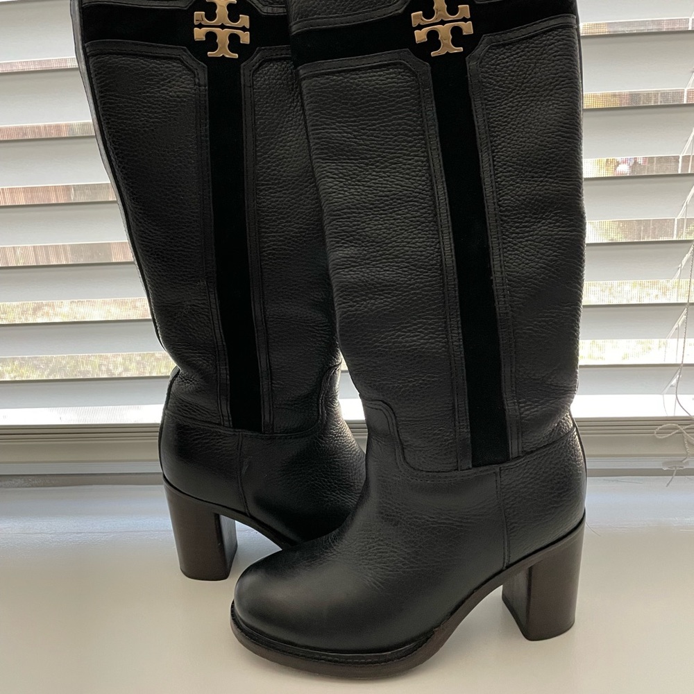 Black leather Tory Burch boots with gold detail for very slim calves